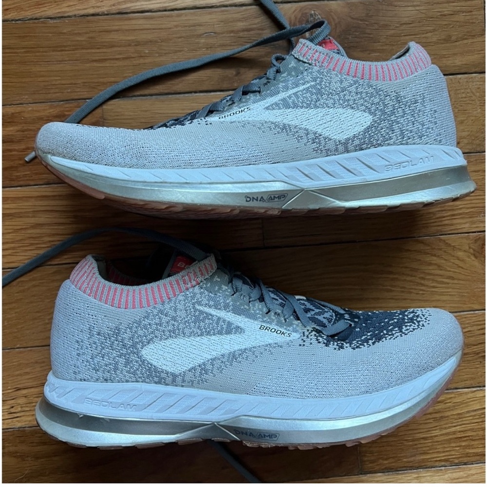 Brooks Bedlam Women's Gray Running Shoes